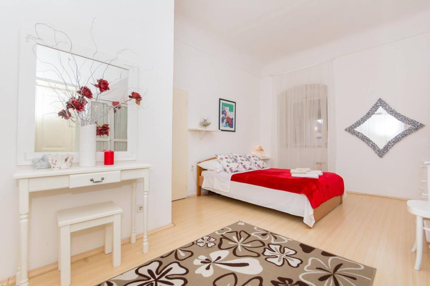 Stella City Center Accommodation ดูบรอฟนิก ภายนอก รูปภาพ